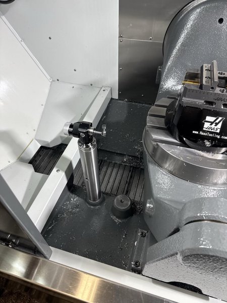 Haas UMC-500SS 5 Axis UMC, 2023 – TSC, Chip Conveyor, Probe