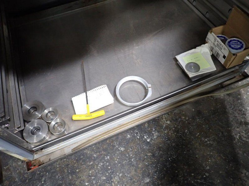 SPX 32" X 26" X 26" TEMPERATURE CHAMBER  -  CE0916-4