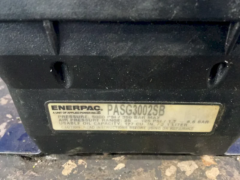 ENERPAC 5000 PSI / 350 BAR TURBO II HYDRAULIC AIR PUMP  -  PASG3002SB