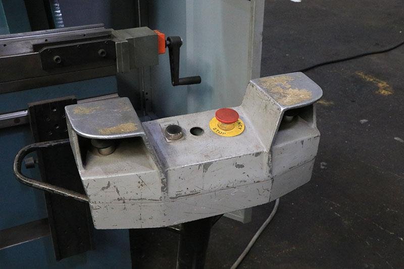 10' x 192 TON DURMA CNC HYDRAULIC PRESS BRAKE MODEL AD-R 30175