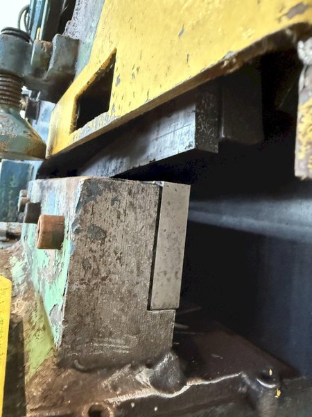 105 TON HILL ACME MODEL #6 HYDRAULIC IRONWORKER: STOCK #23402