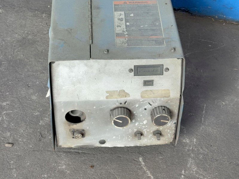 MILLER WIRE FEEDER  -  24A