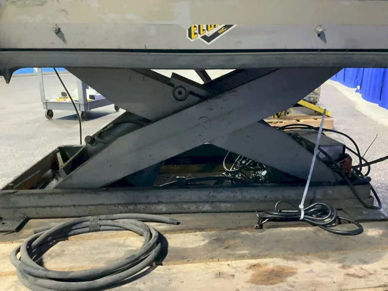 ECOA 4500 LBS LIFT TABLE  -  HLT2-045-38-47.5063