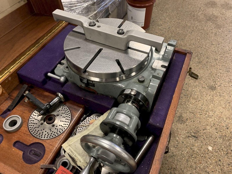 11&quot; Moore Precision Horizontal / Vertical Manual Rotary Table, S/N SRT-461.