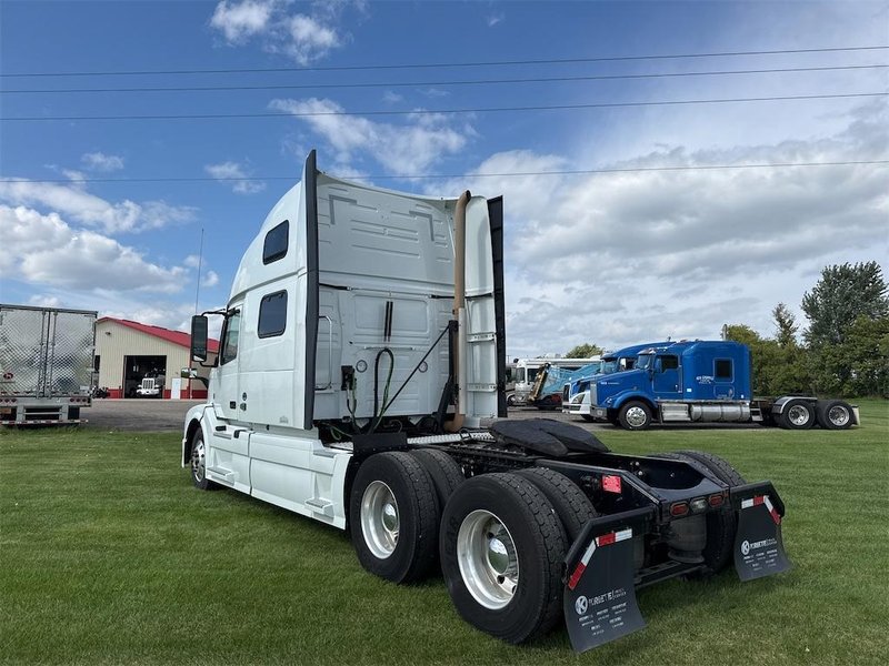 2018 Volvo VNL64T780 4V4NC9EH5JN968958