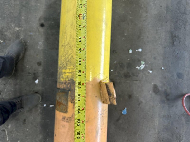 1/4 TON X 15&#039; ABELL-HOWE JIB CRANE. STOCK # 0365424