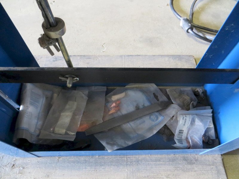 1.5 KVA Miller Portable Spot Welder Model MSW-41, 18" Arms, Foot Pedal Stand