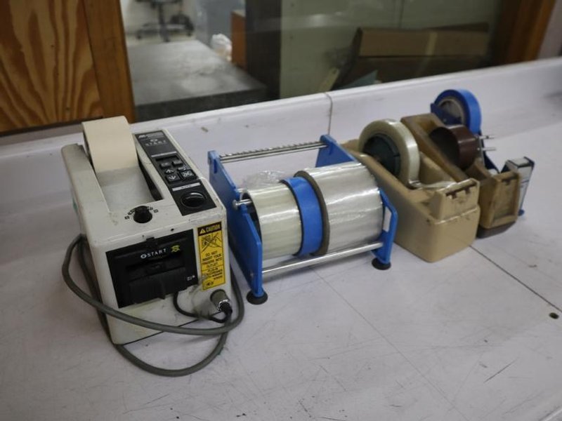 Start M-100 Electric Tape Dispenser and Manual Tape Dispensers- Auction Item