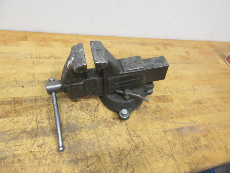 Columbian 4" Heavy Duty Swiveling Bench Vise- Auction Item