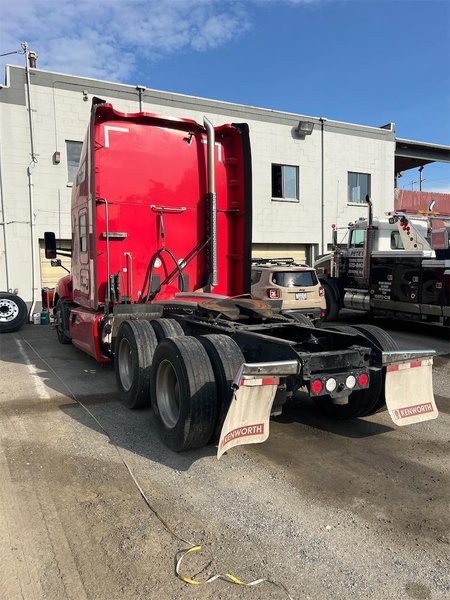 2022 Kenworth T680 1XKYD49X5NJ489855