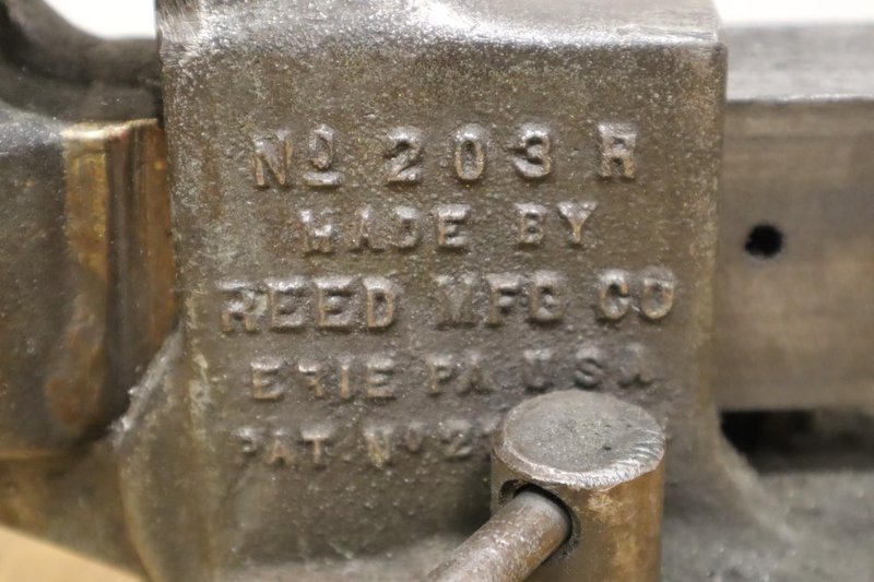 Reed No 203R 3" Bench Vise Swivel Base- Auction Item