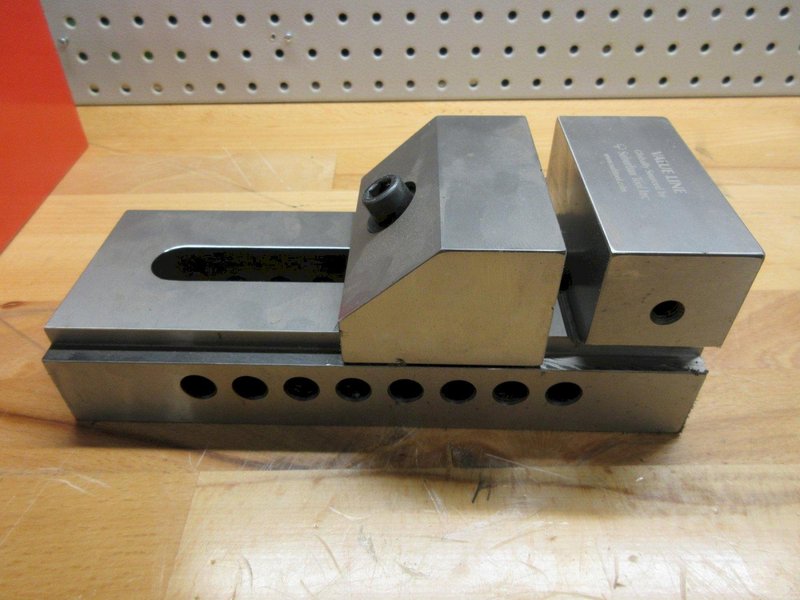 Suburban Tool Value Line 4" Precision Ground Tool Makers Vise- Auction Item