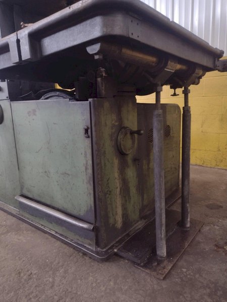 26&quot; DOALL MODEL #26-4 CONTOUR-MATIC VERTICAL HIGH SPEED BAND SAW: STOCK 18313