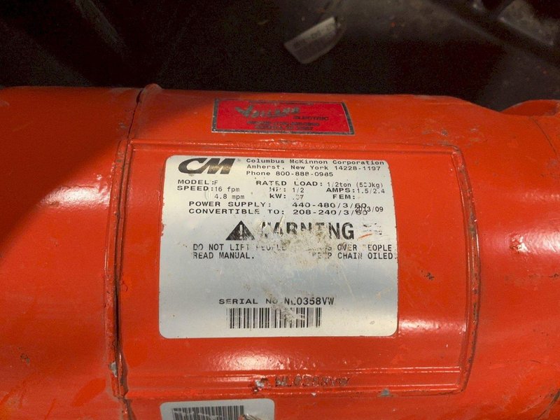 CM 1/2 TON HOIST  -  F