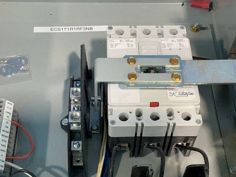 Siemens Elevator Disconnect Power Module Switch - Ecs1t1r1rf3nb