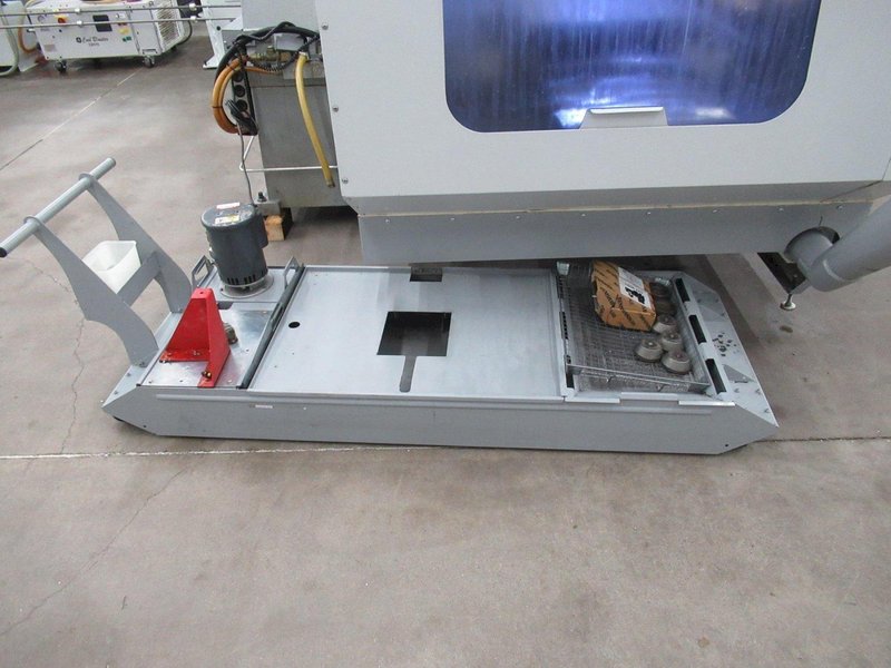 Haas VF-5/40 CNC Vertical Machining Center, 10K RPM, 24 ATC, Thru Spindle Coolant, Probing, 4th Axis Drive, 2 Speed Gearbox