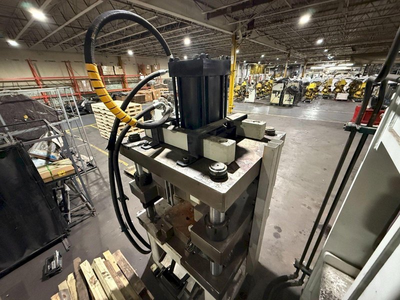 AIM 35* Ton Hydraulic Press USED