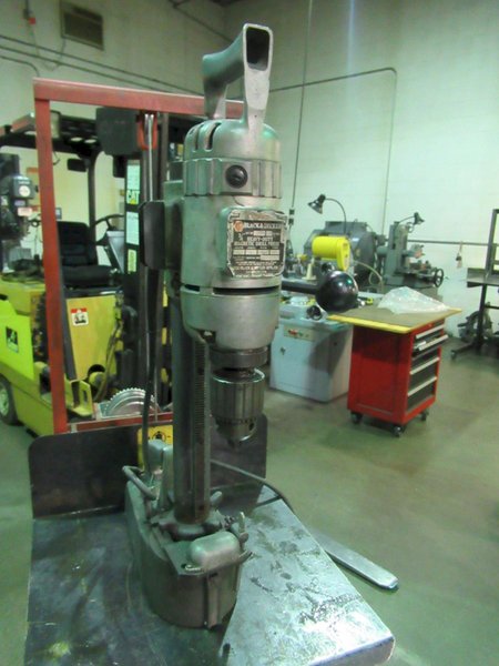 Black &amp; Decker 3/4&quot; Heavy Duty Magnetic Drill Press- Auction Item