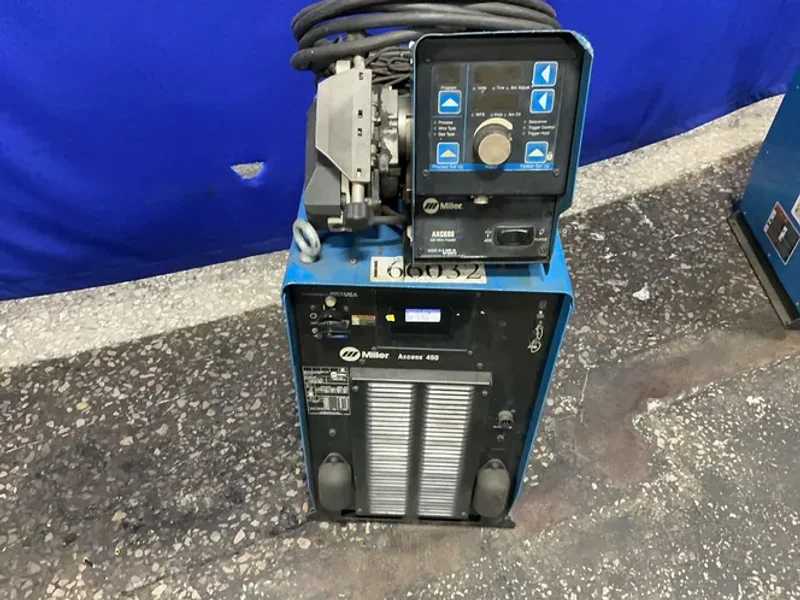 Miller  450 A Welder  - Axcess 450