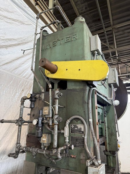 100 TON MINSTER P2-100-48 PIECE MAKER STRAIGHT SIDE HIGH SPEED PRESS. STOCK # 1004725