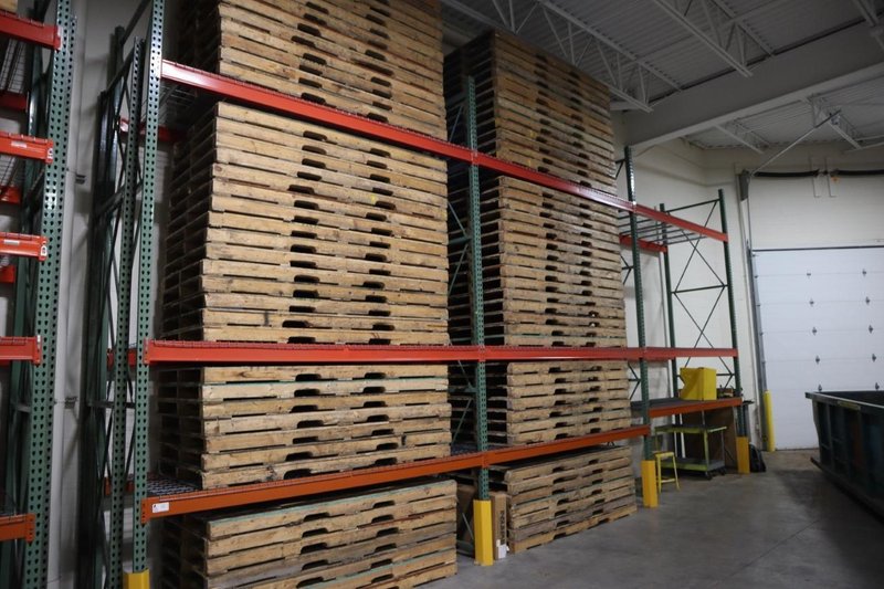 Pallet Racking: (4) 16'H x 48" Uprights, Tear-Drop Style, (9) 10' Shelves, Wire Decking - NO CONTENTS- Auction Item