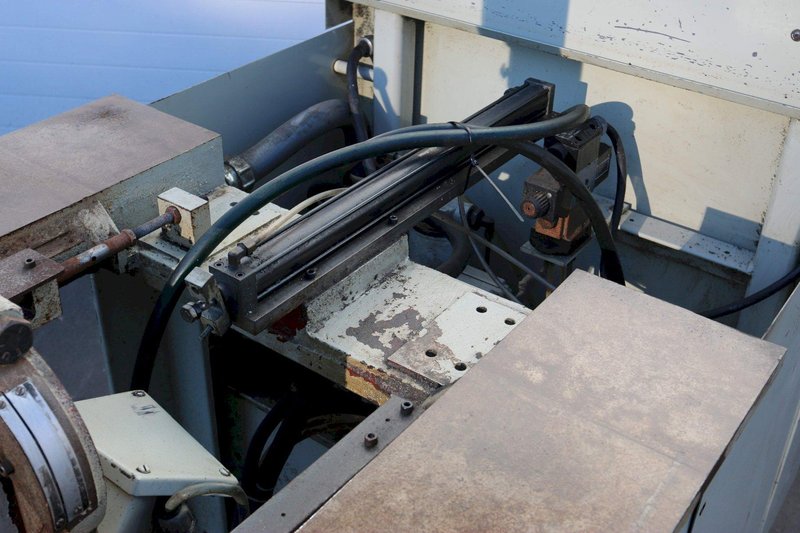 18" X 20" PEERLESS  MODEL #VB1820XL TILT FRAME VERTICAL BANDSAW: STOCK #70566