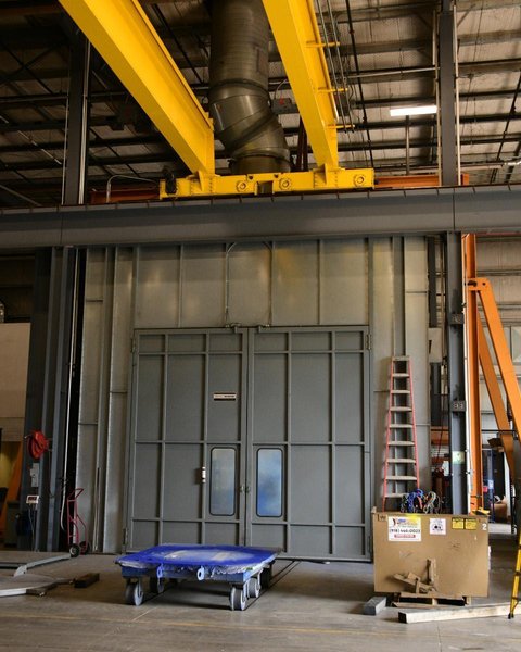 15' x 20' x 14' HIGH GLOBAL FINISHING SOLUTIONS DOWNDRAFT PAINT ROOM WITH 20 TON CRANE: YOBRO #25726