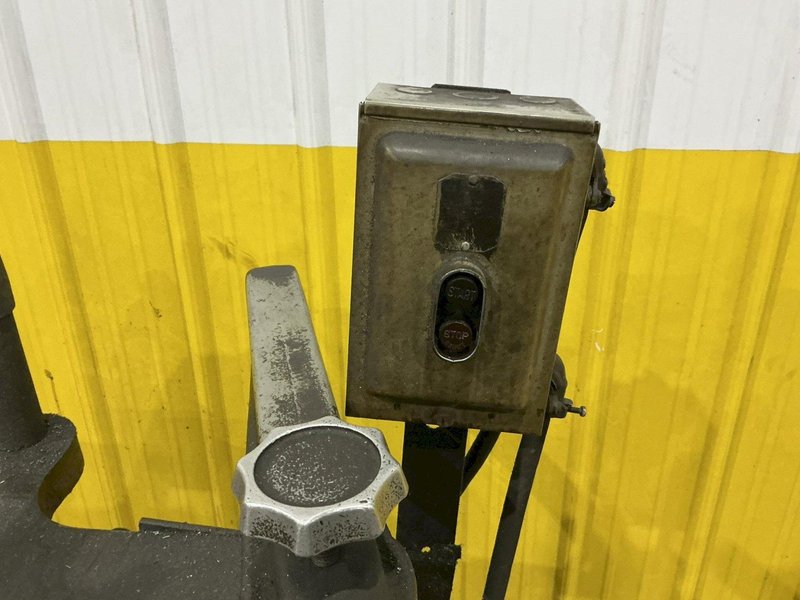 DAVIS KEYSEATER MODEL #4 : YOBRO #24817