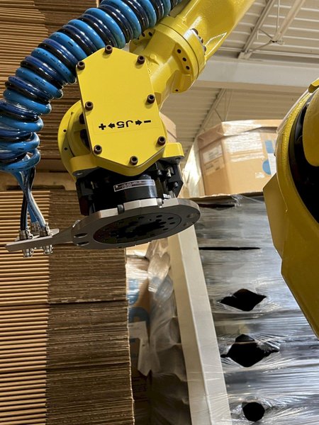 Fanuc M-710iC 45M 6-Axis Robot w/45kg Payload, 2021 – Fanuc R-30iB Plus Control, Teach Pendant, Never Used