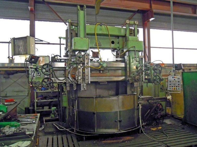 Tos - SK16 Ø 1700 x H 1250 mm