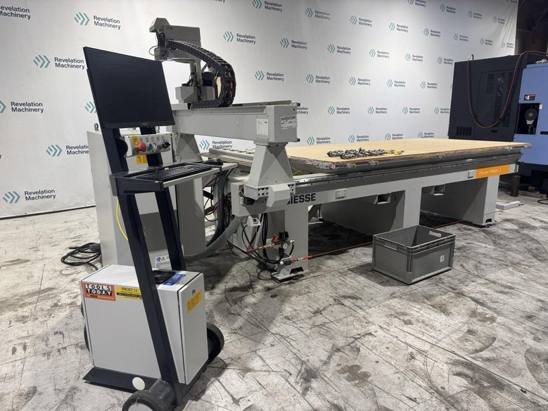 Biesse Rover Plast J FT 1530 5′ x 10′ CNC Router, 2021 – 12 HP Spindle, ATC, Vacuum Table