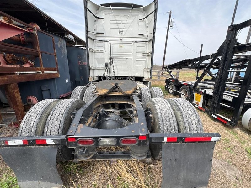 2022 Volvo VNL64T 760 4V4NC9EH7NN602666
