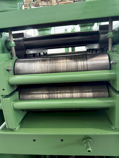 8,000 LB X 18" X .187" REGAL COIL CRADLE &amp; STRAIGHTENER. STOCK #1227024