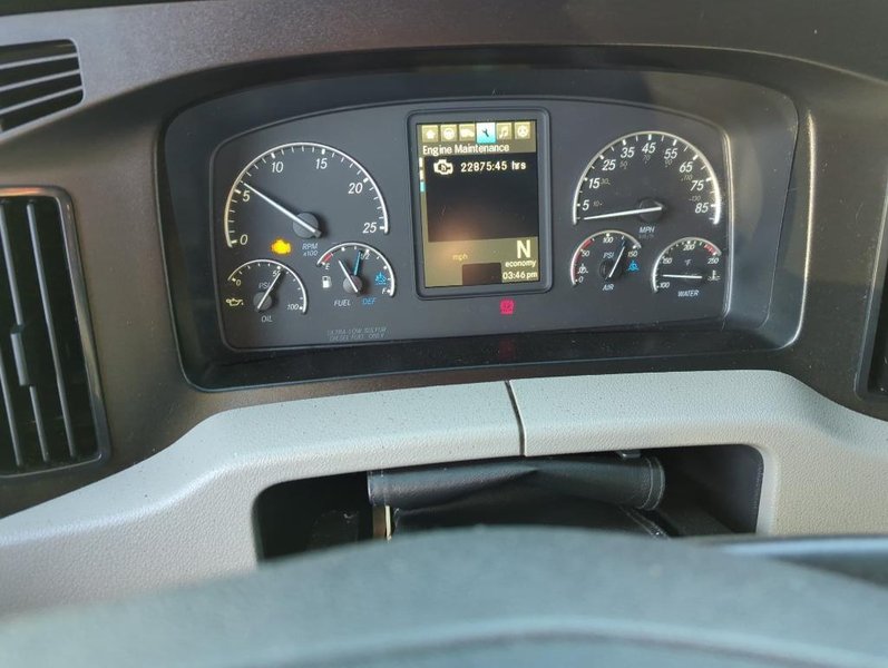 2019 Freightliner Cascadia 126 3AKJHHDR8KSKD2117