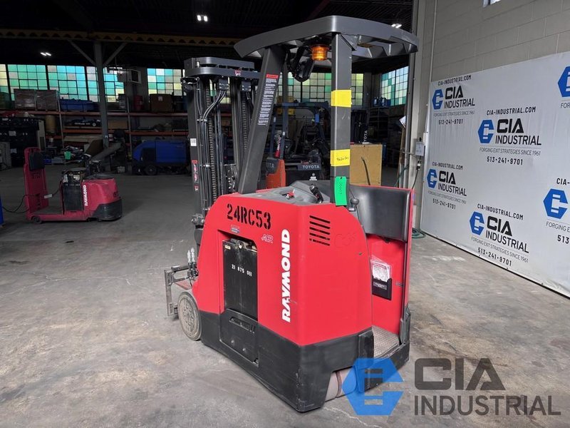 2024 - 3,500 LB. RAYMOND MODEL 425-C35TT STAND-UP ELECTRIC FORKLIFT