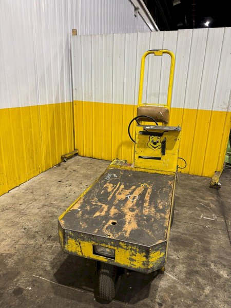 36 VOLT CUSHMAN MODEL 898361 STOCK CHASER/TUGGER CART: YOBRO #24647