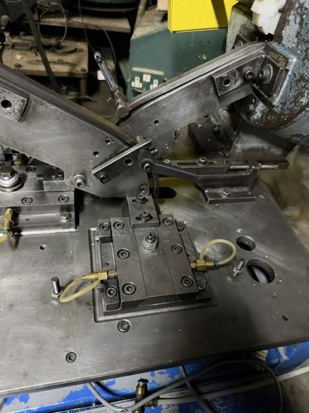 Moroni Rivet Assembly Machine Model RP-100