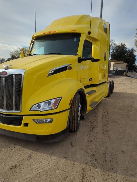 2023 Peterbilt 579 1XPBD49X6PD850494