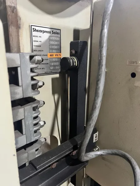 USED ACCURPRESS 130 TON X 10' HYDRAULIC CNC PRESS BRAKE MODEL 713010 Year: 2000