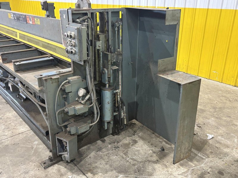 10' x 10 GA ROPER WHITNEY PEXTO MODEL #10-H-10 HYDRAULIC SHEAR: STOCK #22973