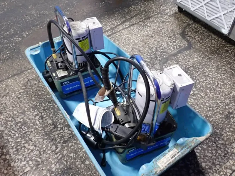 SPX CORPORATION HYDRAULIC POWER UNITS  -  4044