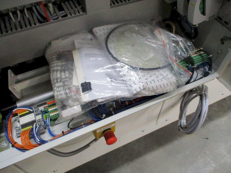 330 Ton Krauss Maffei 300-1000CX Injection Molding Machine – 2016 – 13.6 oz, Robot Ready