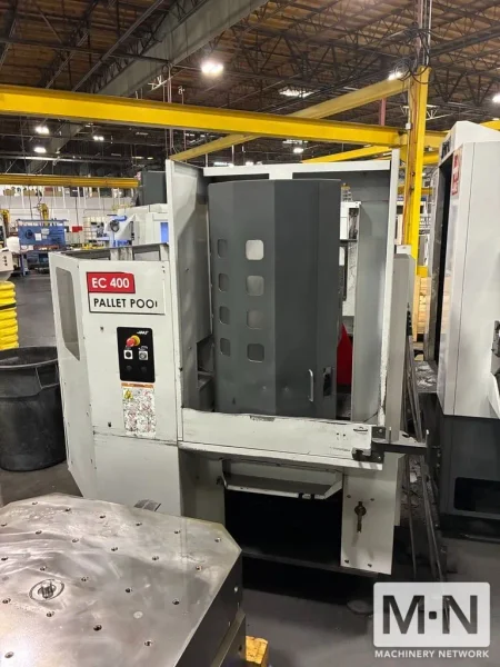 HAAS EC-400PP 4-axis CNC Horizontal Machining Center, 2012