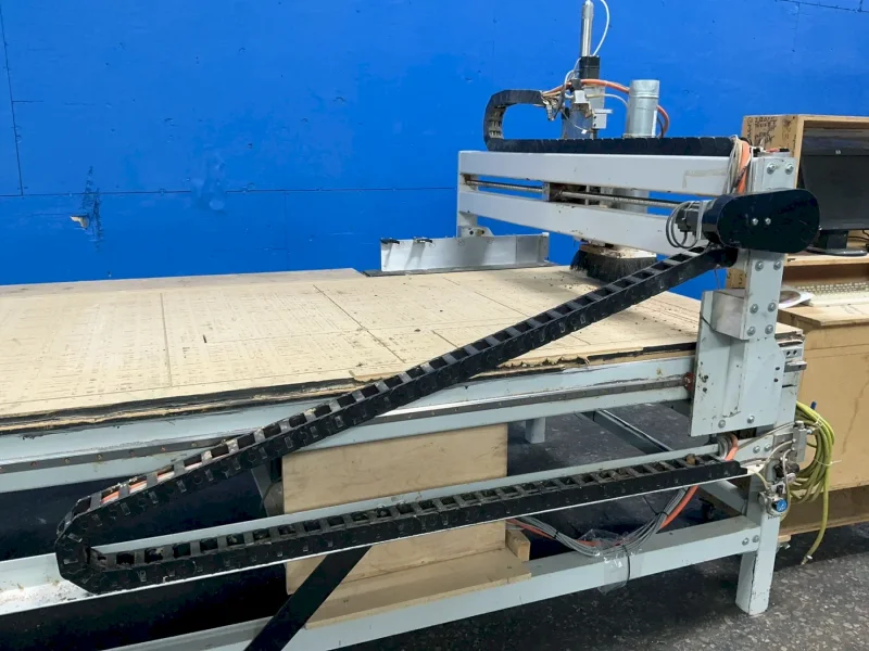 SHOP SABRE 49”X98.5” CNC ROUTER  -  4896