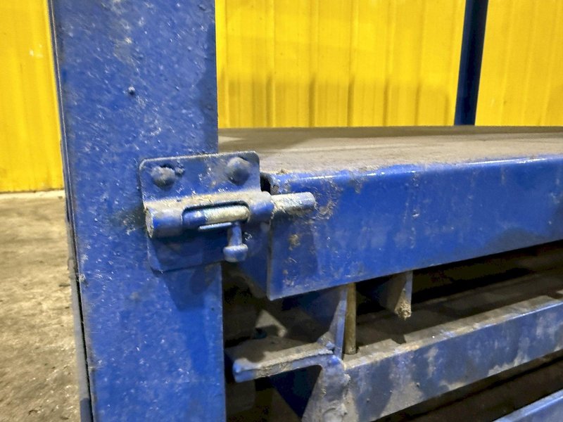 (4) 1,000 LB CAPACITY DIE RACKS W/ SLIDING SHELVES: YOBRO #24478