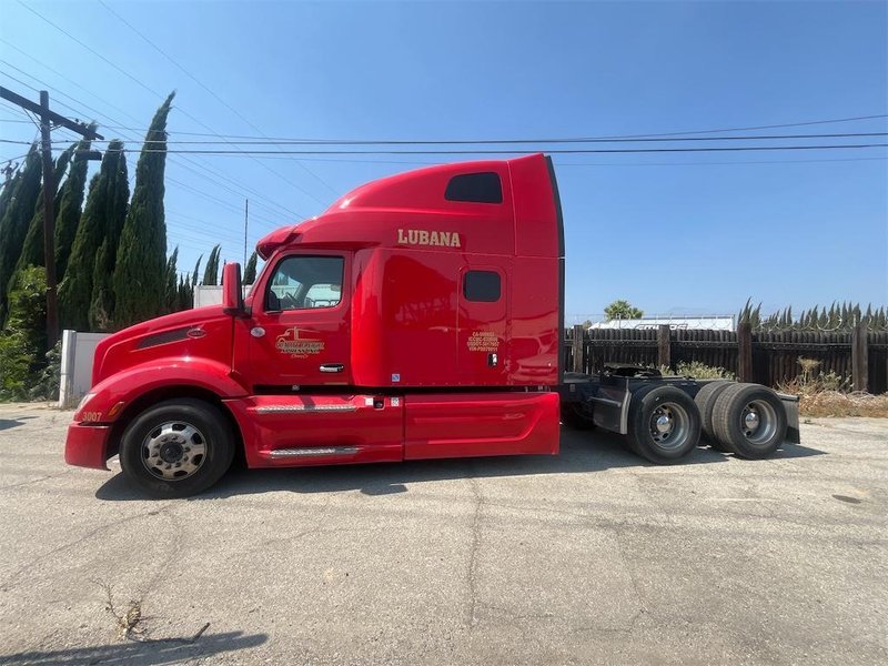 2023 Peterbilt 579 1XPBDP9X7PD879911