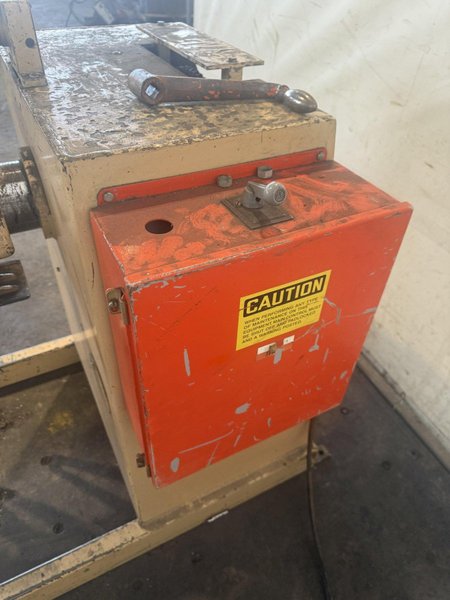 3,000 LB X 18" REGAL SRP-3000-18 MOTORIZED UNCOILER. STOCK # 0223526.