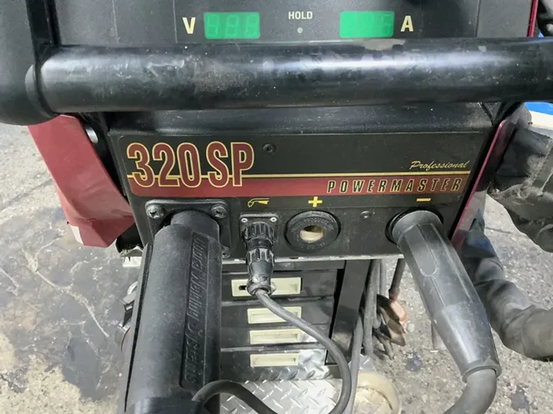THERMAL ARC 320 A WELDER  -  320SP