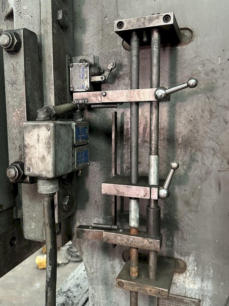 400 TON X 14' CINCINNATI MODEL #400H-10 HYDRAULIC PRESS BRAKE: STOCK #22782