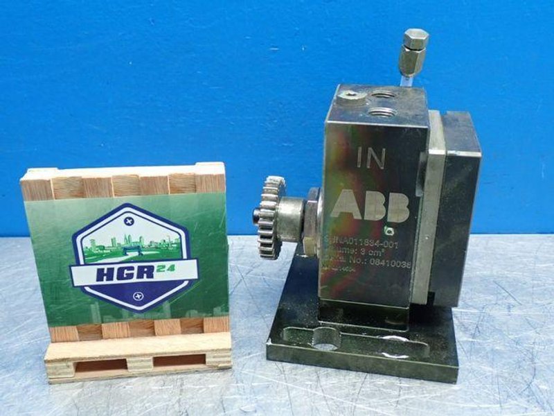 ABB VOLUME: 3CM  ROBOTIC SPRAY GEAR PUMP  -  3HNA011884-001